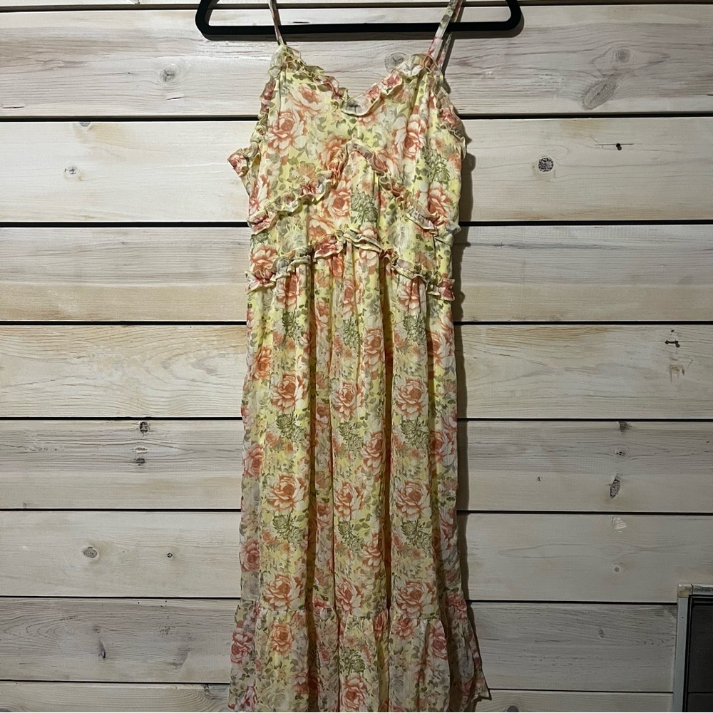 No Boundaries Floral Midi Dress NWT Women's Medium